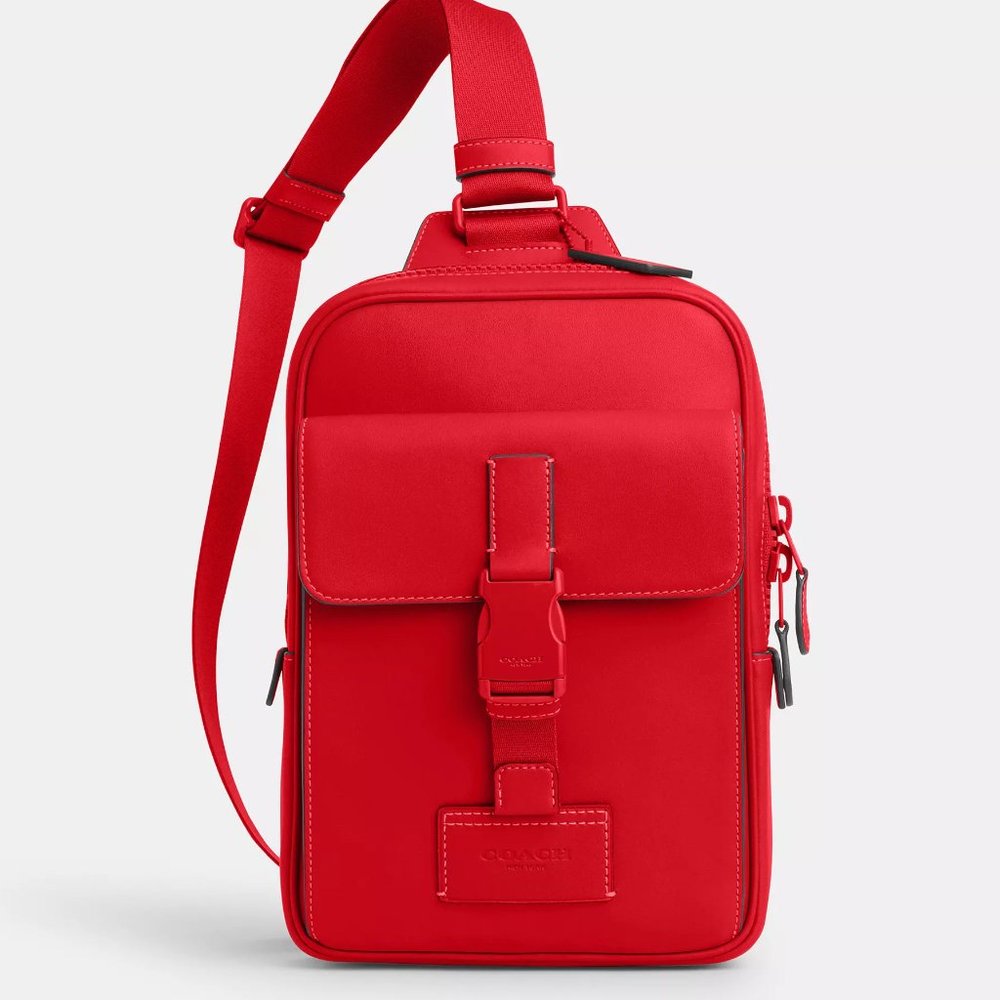 🥰 Coach Track Pack Red